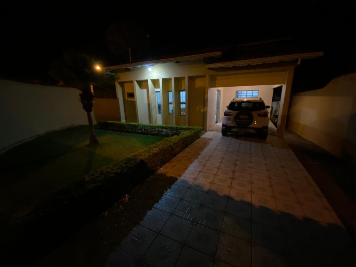 Vila Casa Em Caldas Novas Exteriér fotografie